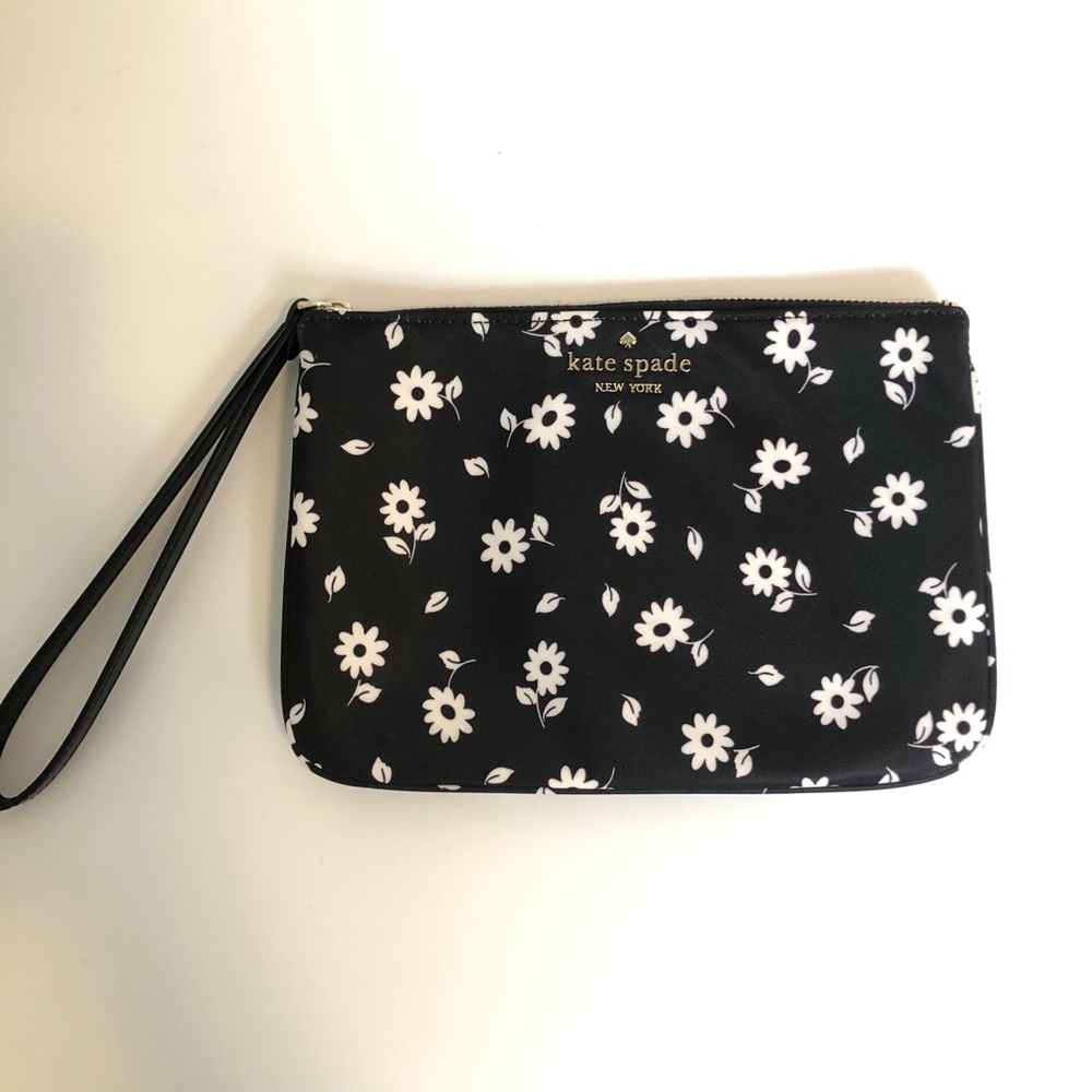 KATE SPADE ♠️ Little Better Bico Wristlet NWT